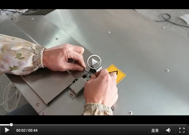 兩根線纏繞后自動捆扎